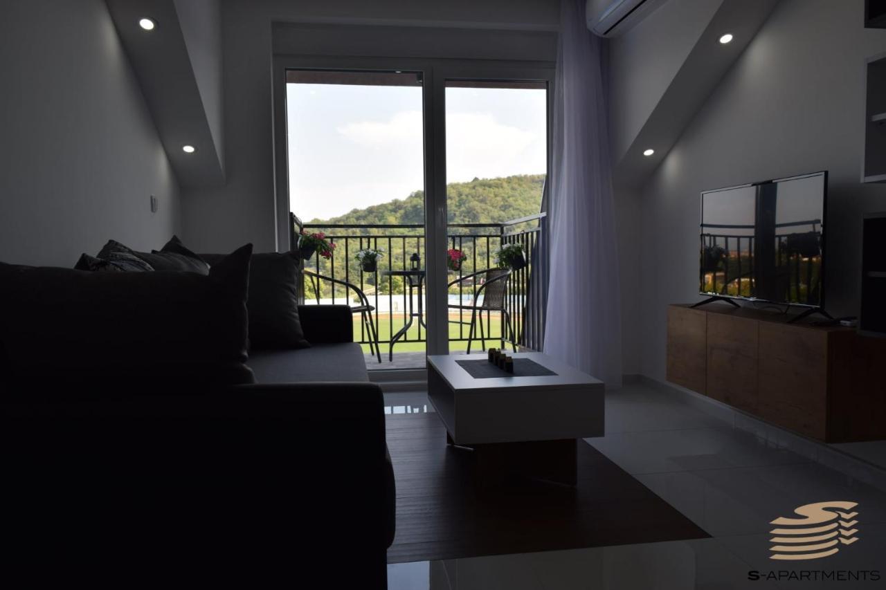 S-Apartmani Cocetova Jagodina Eksteriør bilde